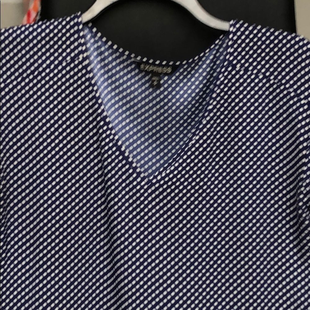 Express Top - Picture 2 of 3